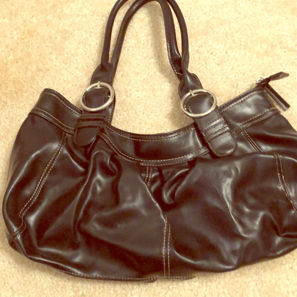 Black shoulder purse